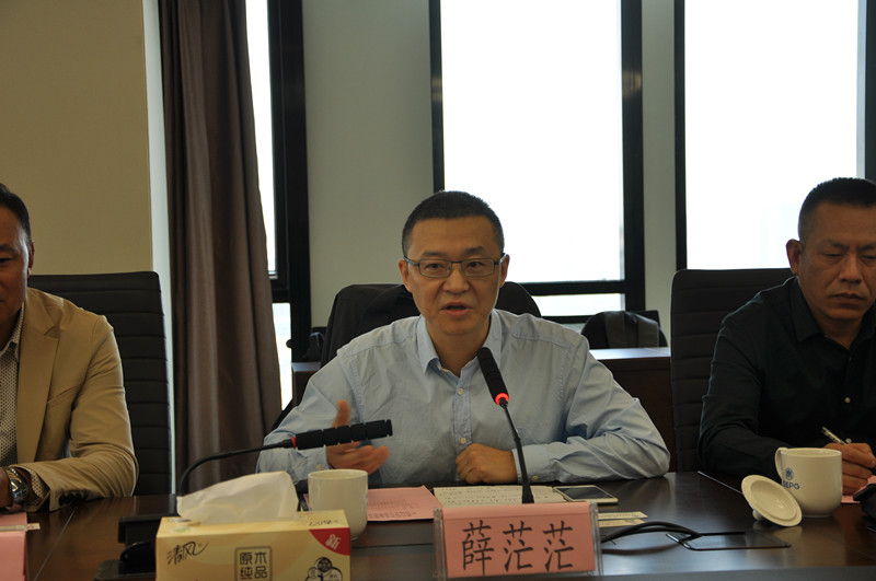 陕西J9集团平台集团与沉庆财信企业集团签定战术合作和谈