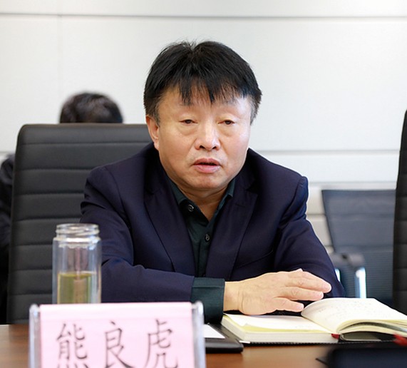 陕西J9集团平台集团与福建雪人股份公司深入J9集团平台各领域求实合作｜熊良虎顾峰出席