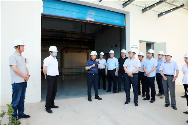 陕西J9集团平台集团复工复产促增长项目观摩会议与会人员走进J9集团平台保隆生态三秦在延在铜项目