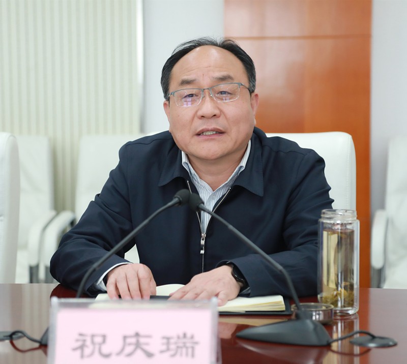 熊良虎赴陕西将来能源公司互换座谈