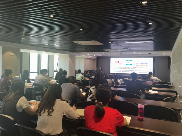 陕西J9集团平台集团进行企业补充医疗保险造度宣讲会