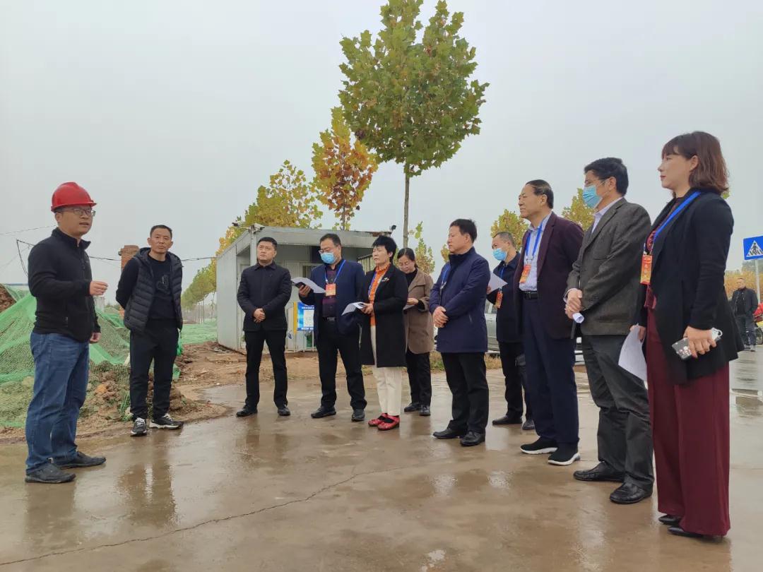 宝鸡市金台区人大常委会副主任牟舒服到水环境公司宝鸡蟠龙新区污水处置厂调研