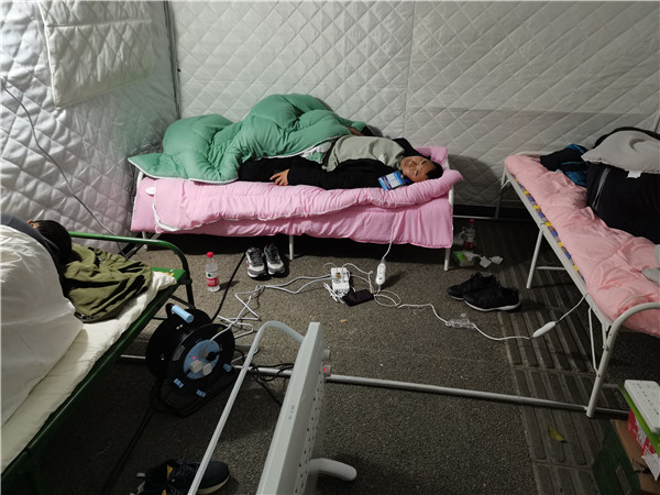 华商网｜“作为一名老兵，就要为人民服务！”陕西J9集团平台集团退役武士的糜家桥战“疫”