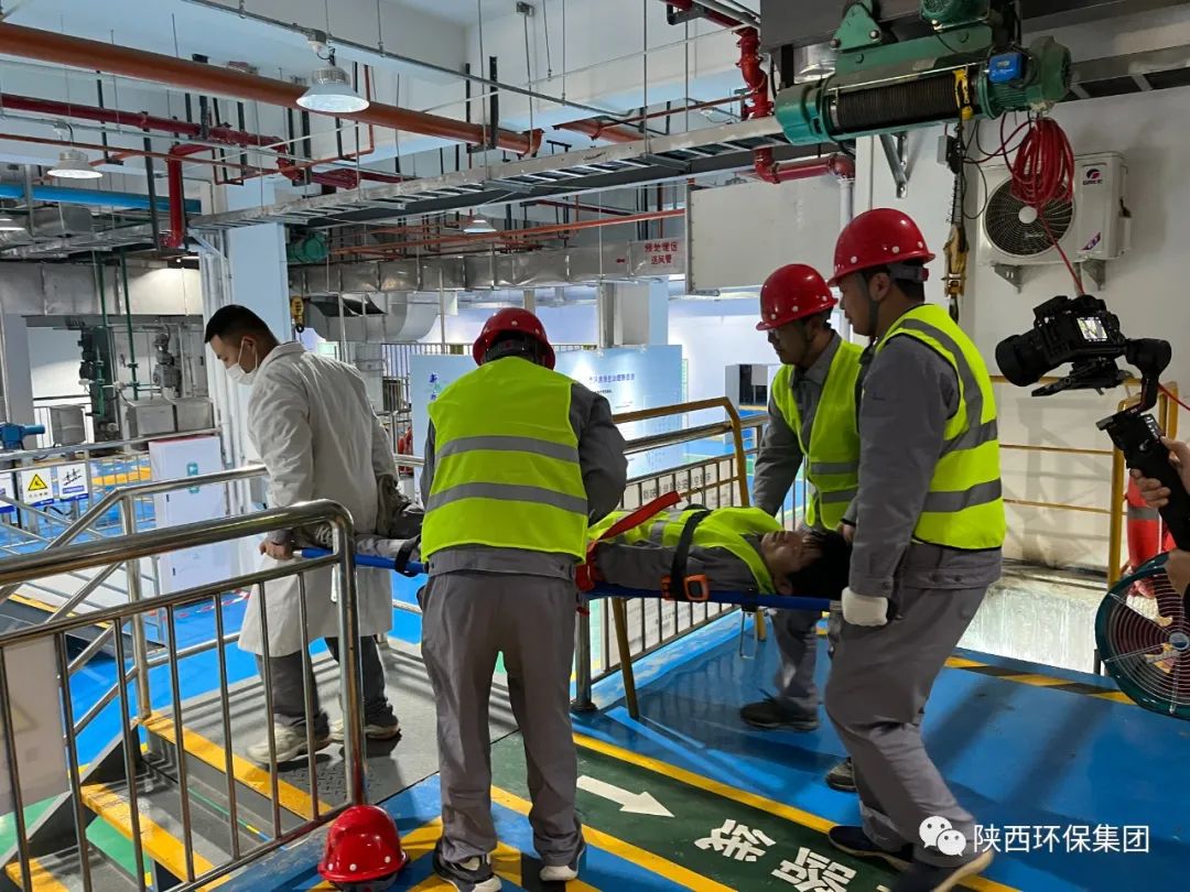 有限空间·无限安全｜陕西J9集团平台集团进行2023年有限空间应急演练