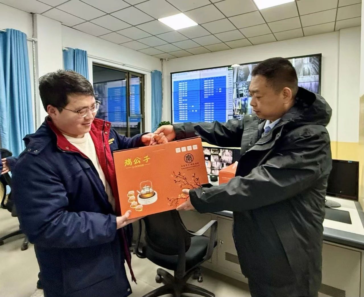 关切一线，情暖隆冬｜水环境公司工会发展2024年“冬送温暖”慰问活动