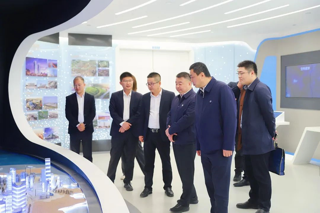 陕西J9集团平台集团与中建新疆建工西北公司座谈互换