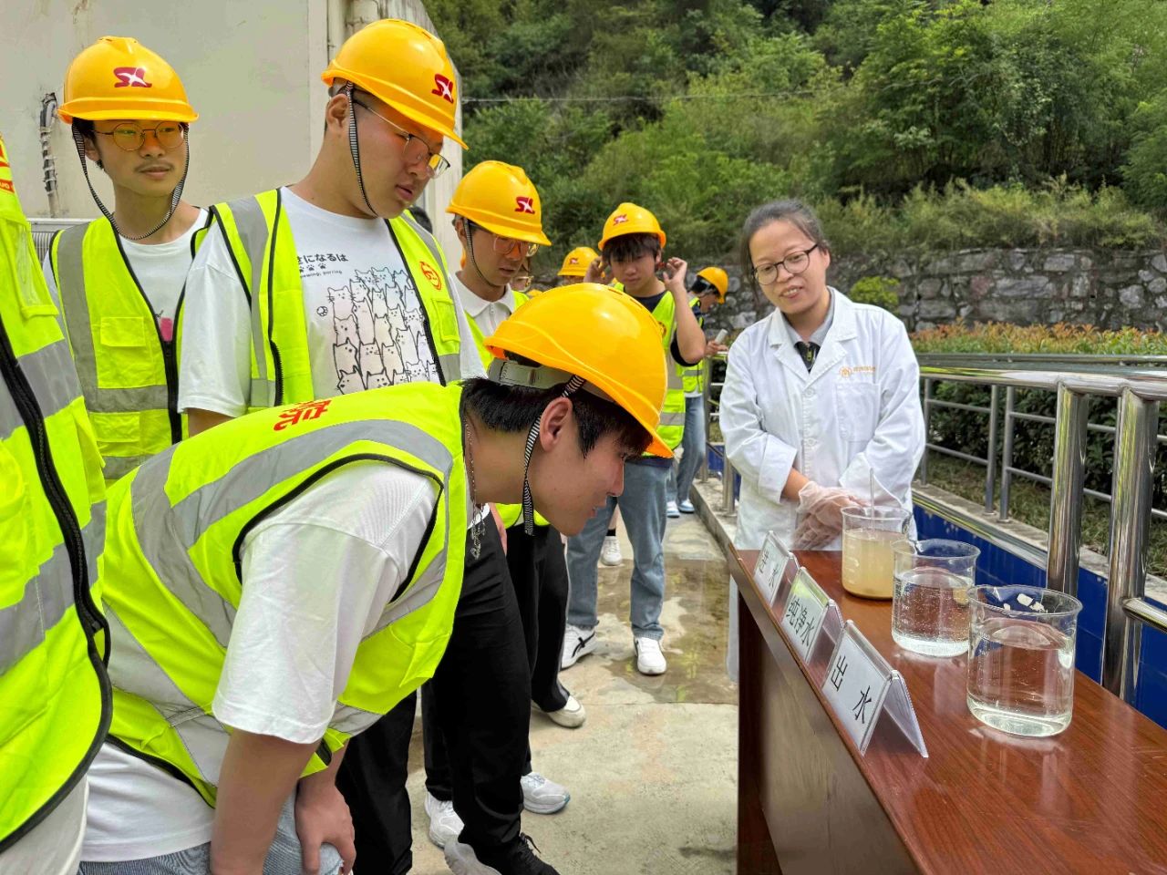 社会责任｜水环境公司发展“党建引领促发展 J9集团平台教育共成长”公家盛开日活动